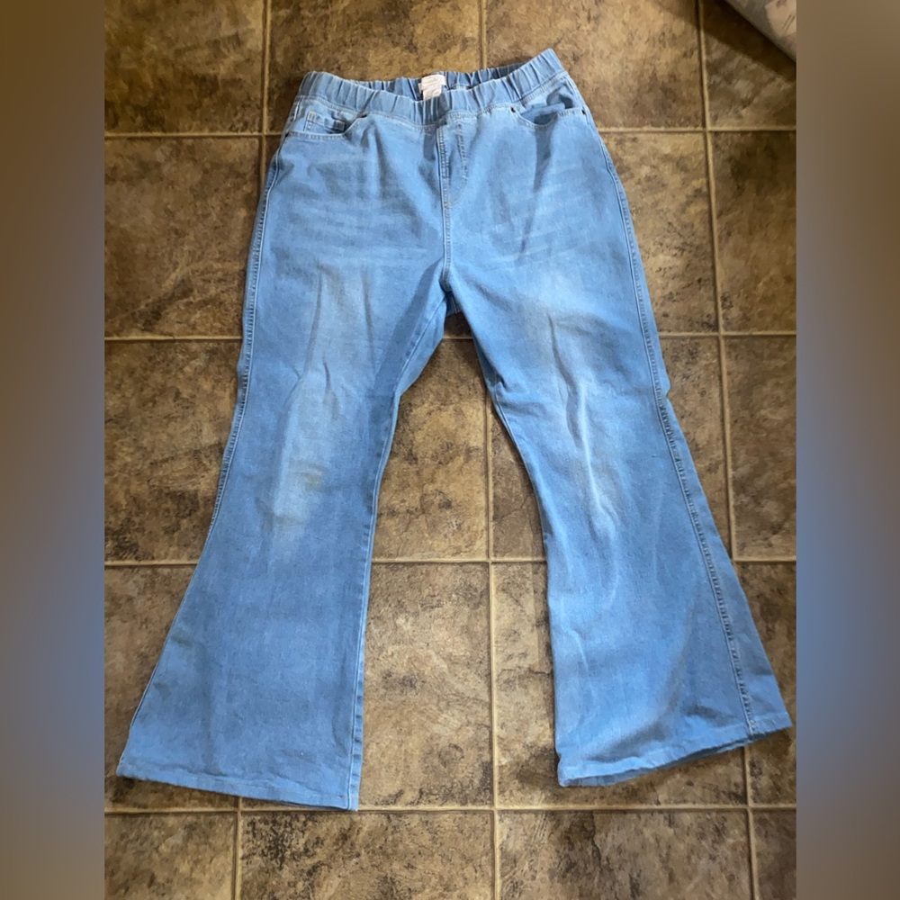 Mud Pie flared jeans